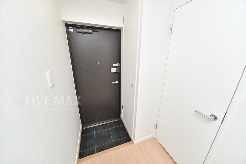 玄関　落ち着いた玄関です