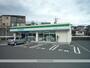 コンビニ　ファミリーマート（コンビニ）まで1736m