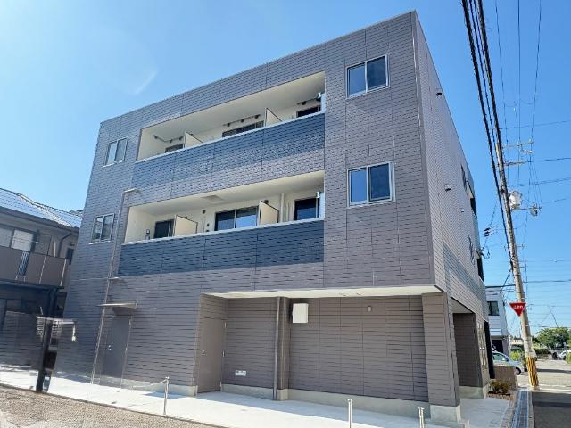 建物外観　外観写真（昼）