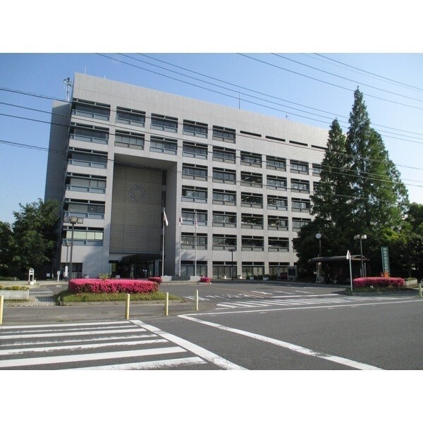 役所　三郷市役所（役所）まで1142m