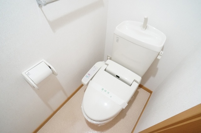トイレ　図面と現状に相違がある場合には現状を優先
