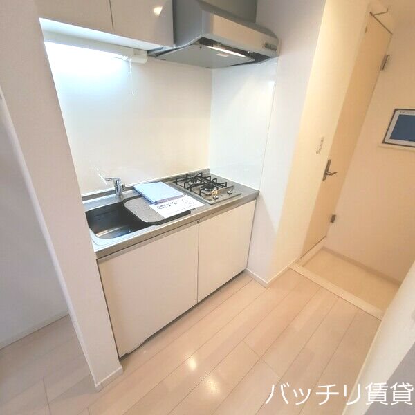 キッチン　同室タイプ掲載のため、現況を優先します。