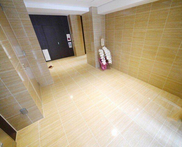 ロビー　オートロック付きです