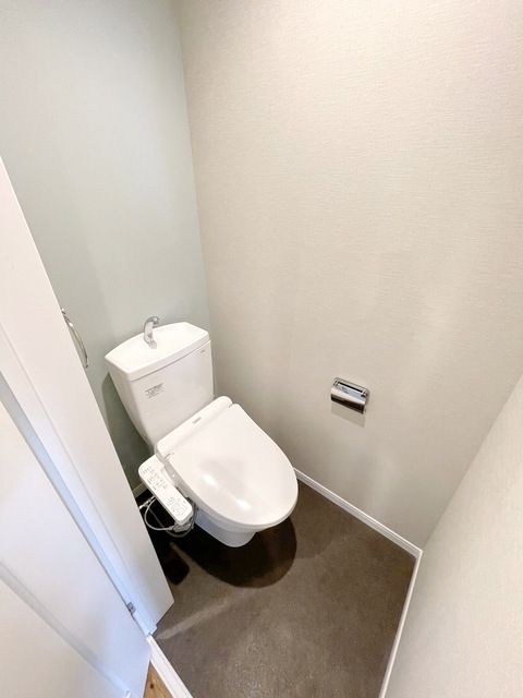 トイレ　★お部屋探しは株式会社タウンハウジング東京まで★