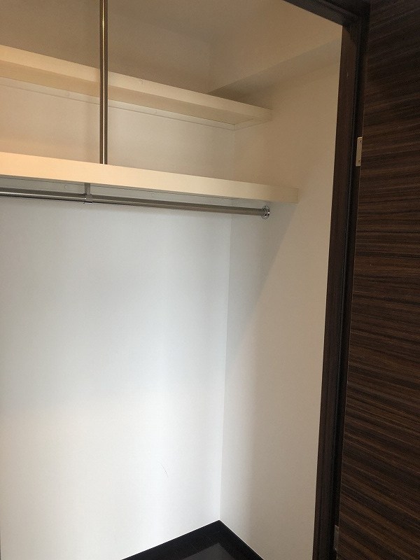 収納　別室参照