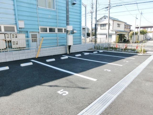 駐車場　駐車場スペース