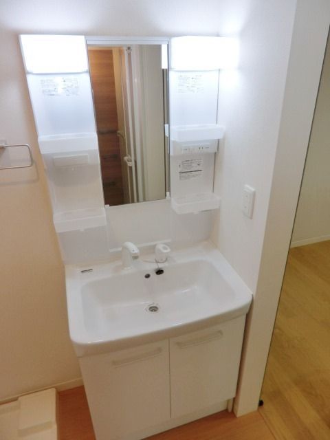 洗面設備　あると嬉しいですね。洗髪洗面化粧台