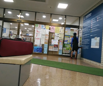 図書館　世田谷区立桜丘図書館（図書館）まで328m