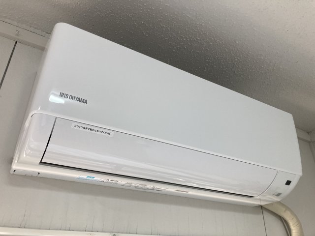その他設備　リビングに1台エアコンが付いてます