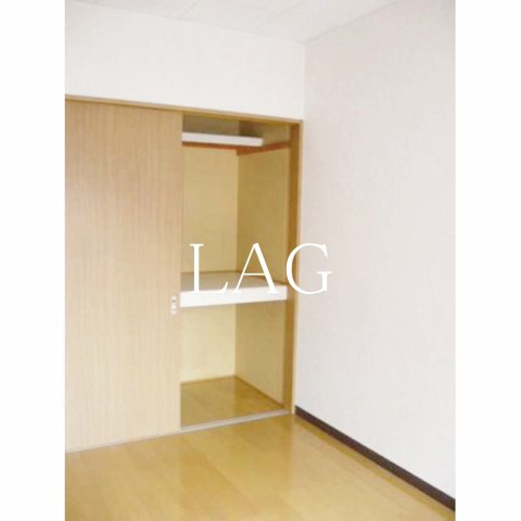 居室・リビング　洋室のお部屋です。