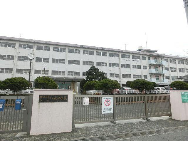 中学校　八児中学校（中学校）まで500m
