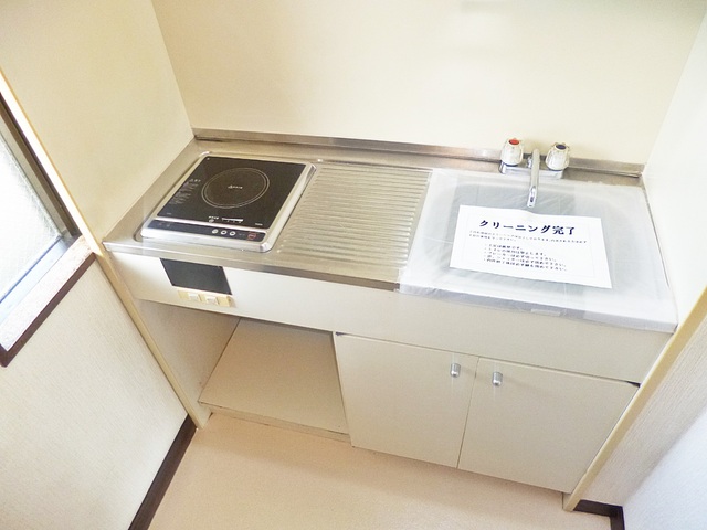 キッチン　ＩＨコンロ付きです。