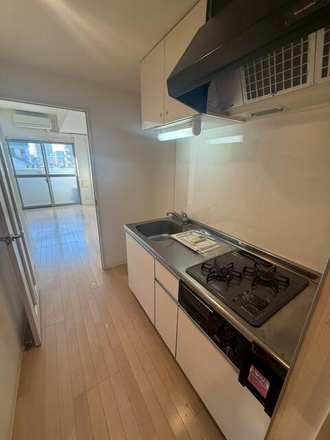 キッチン　※写真は別部屋になります。
