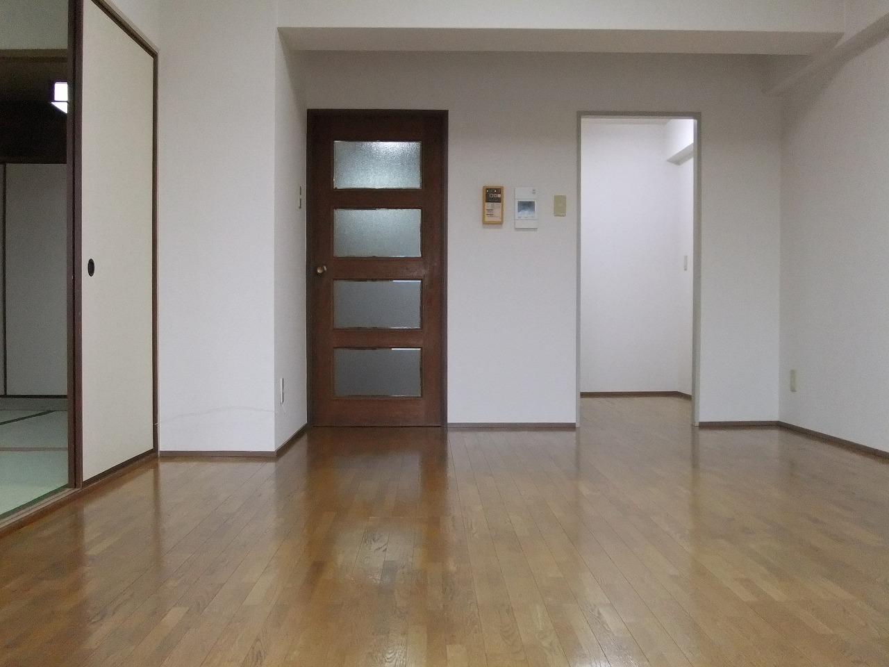 サンモール広島の居間写真