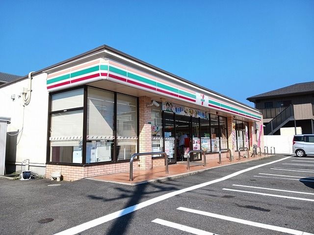 コンビニ　セブンイレブン下松望町店（コンビニ）まで800m