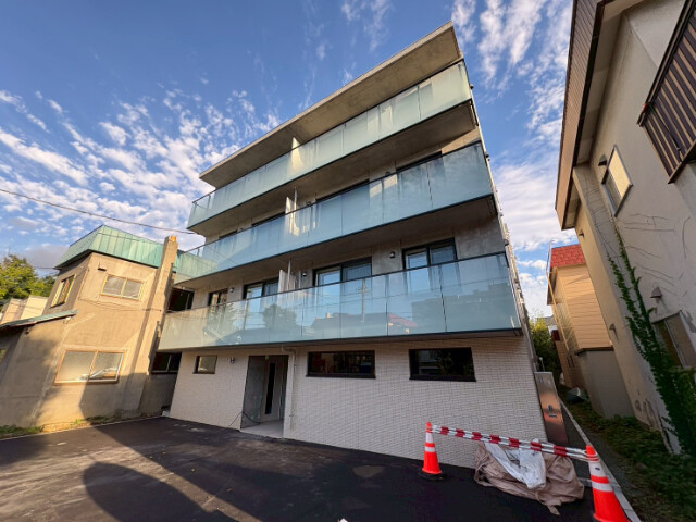 建物外観　札幌市東区北二十条東「ＢＲＩＧＨＴＯＮ　ＣＯＵＲＴ　Ｎ２０」