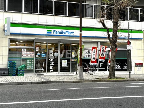コンビニ　ファミリーマート キング観光若宮大通店（コンビニ）まで132m