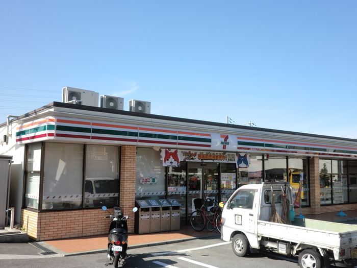 コンビニ　セブンイレブン（コンビニ）まで350m