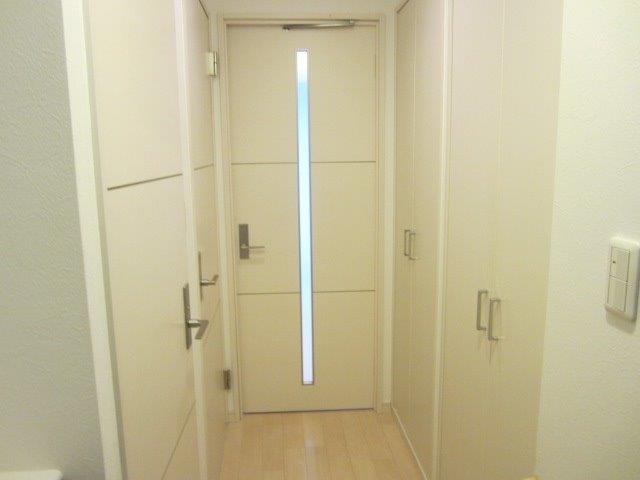 玄関　同タイプ５０２