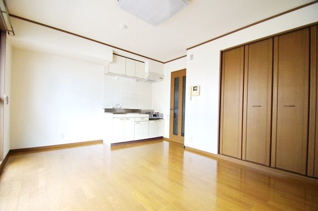 居室・リビング　★お部屋探しはタウンハウジング稲田堤店まで★