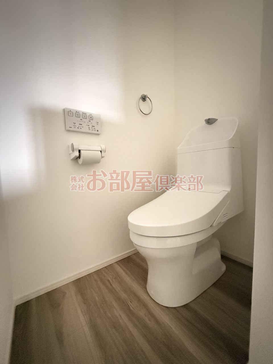 トイレ　コンパクトで使いやすいトイレです