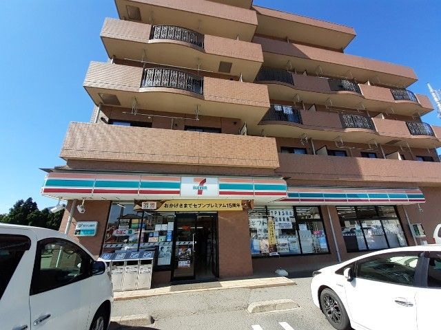 コンビニ　セブンイレブン沼田高橋場北店（コンビニ）まで350m