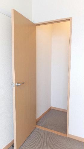 収納　ウォークインクローゼット
