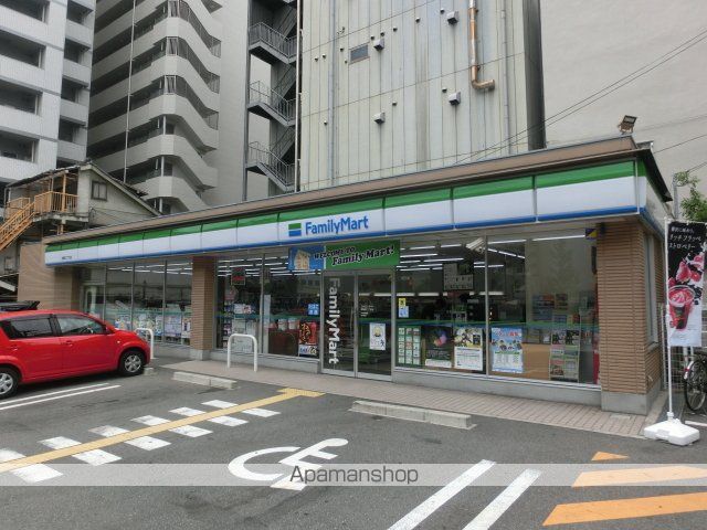 コンビニ　ファミリーマート常盤町二丁目店（コンビニ）まで60m