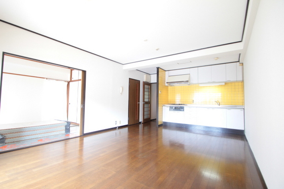 居室・リビング　※別部屋の写真です
