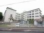 中学校　川西市立川西中学校（中学校）まで989m