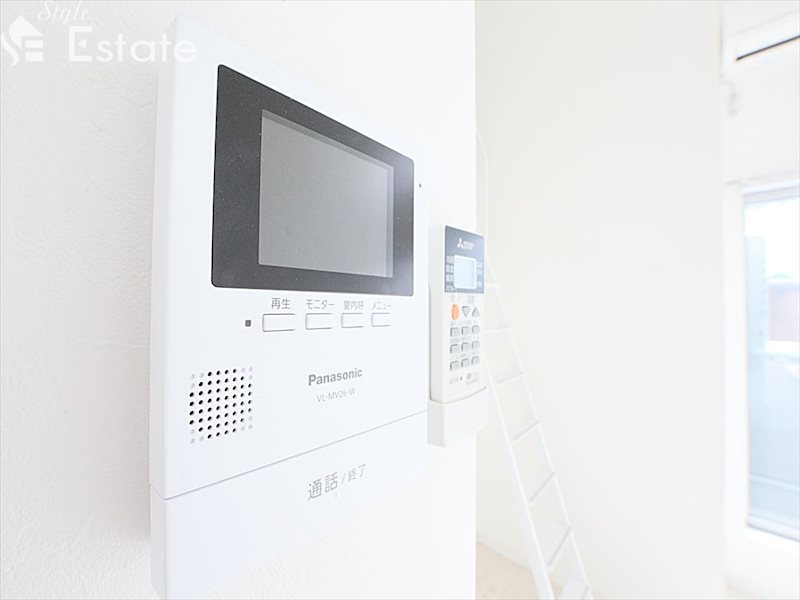 セキュリティ　モニター付きインターホン