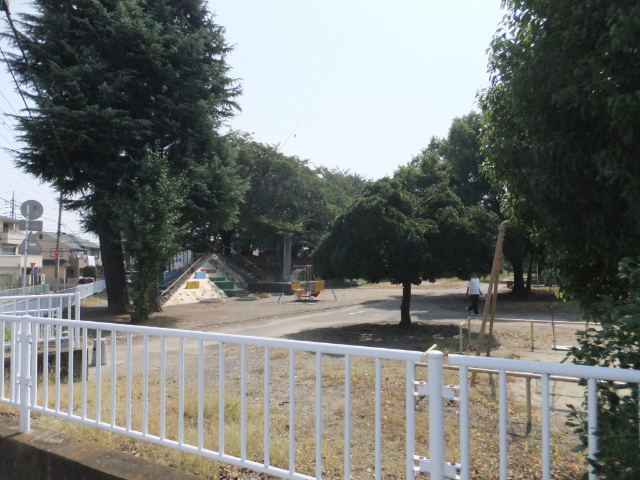 公園　万平公園（公園）まで775m