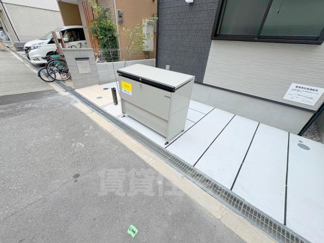 地下鉄今里筋線 だいどう豊里駅 徒歩10分 3階建 築1年の外観写真