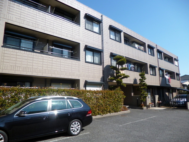 建物外観　★駅又は現地待ち合わせでのご案内が可能です★