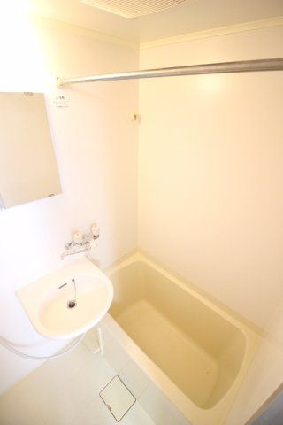 バス・シャワールーム　ルミエール　豊島区北大塚２
