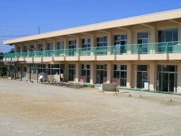 幼稚園・保育園　佐屋中央保育園（幼稚園・保育園）まで370m