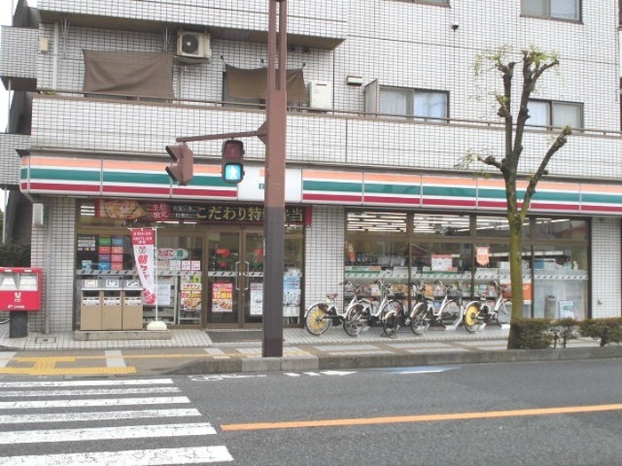 コンビニ　セブンイレブン 浦和常盤5丁目店（コンビニ）まで329m