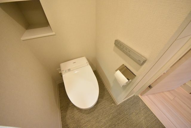 トイレ　トイレ