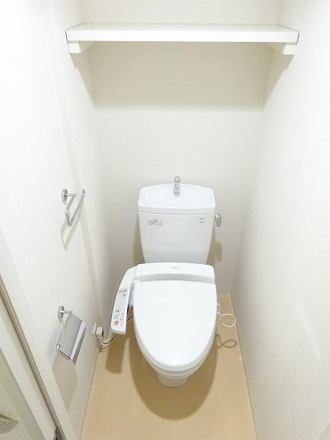 トイレ　シャワートイレ