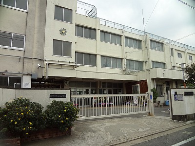 中学校　目黒区立第九中学校（中学校）まで835m