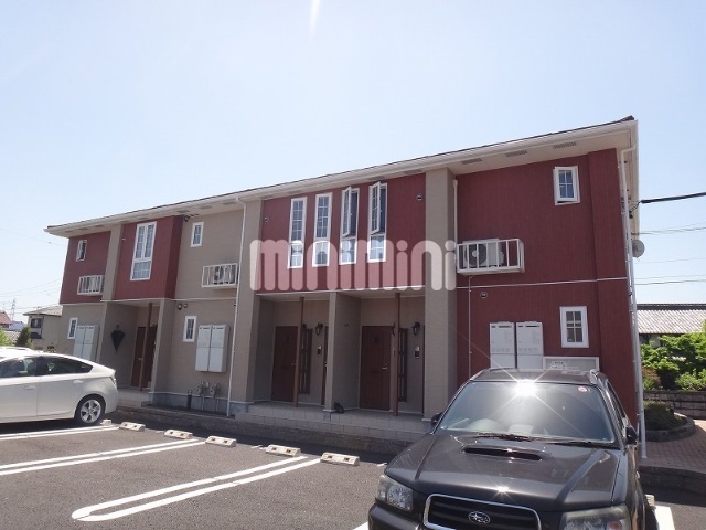 建物外観　落ち着いた住環境にある物件です
