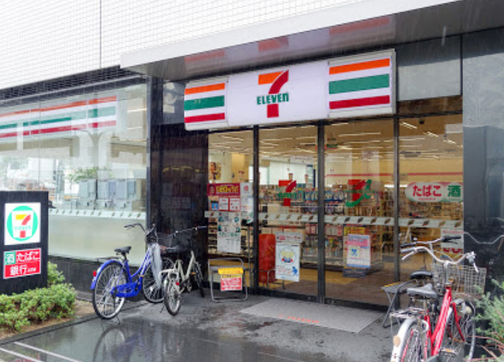コンビニ　セブンイレブン 大阪久太郎町1丁目店（コンビニ）まで114m