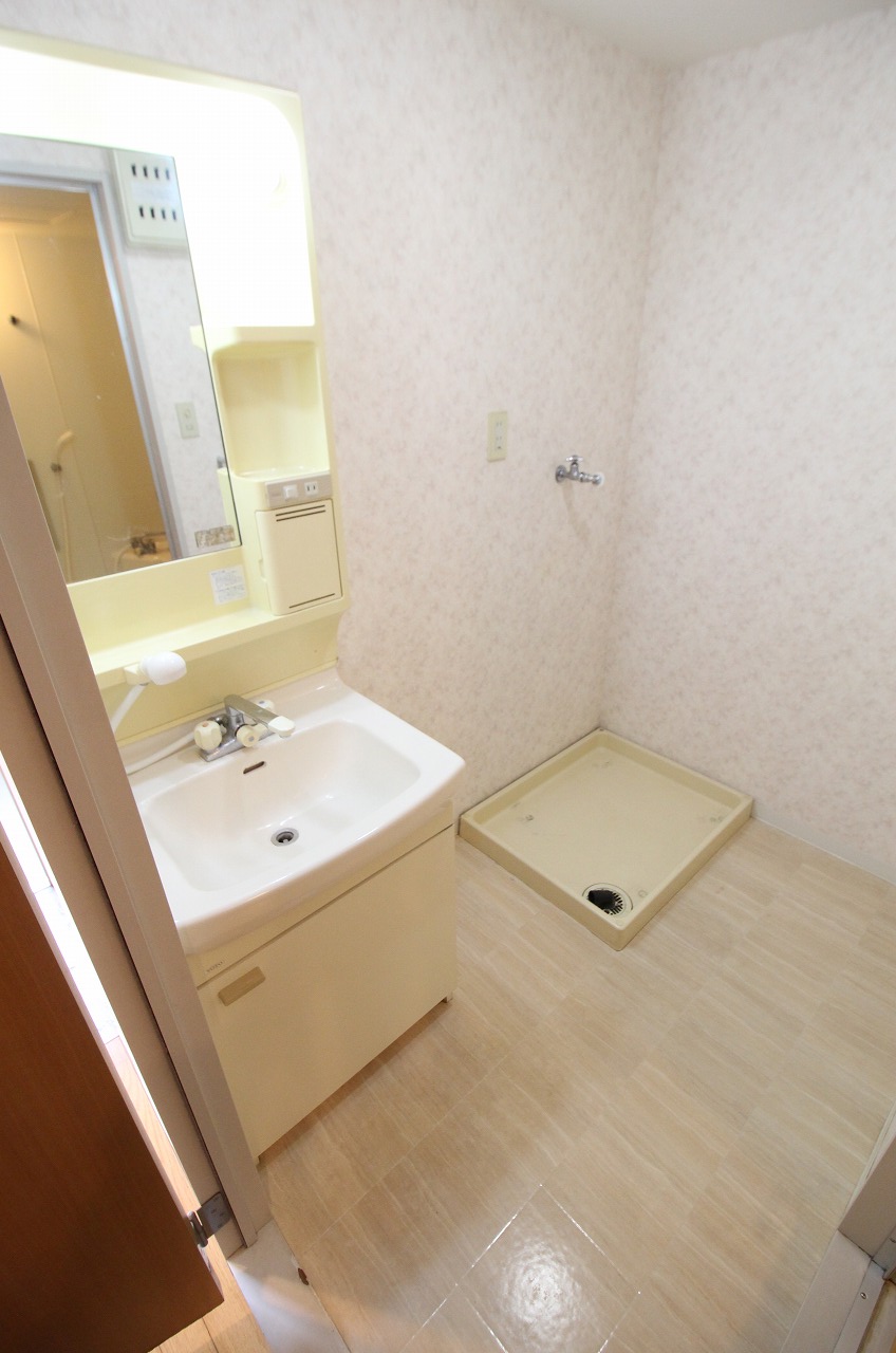 洗面設備　別の部屋の写真です