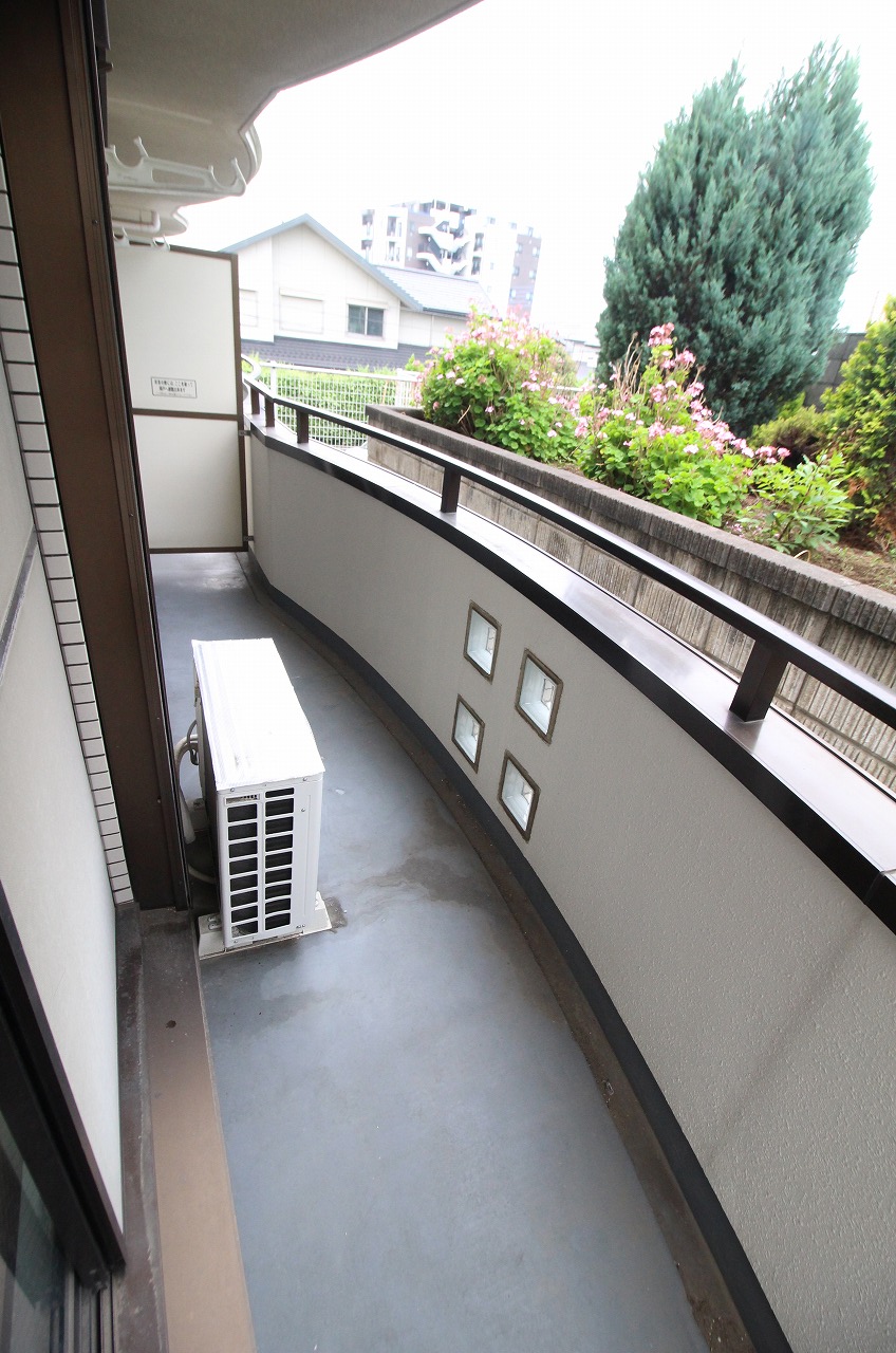 バルコニー　別の部屋の写真です