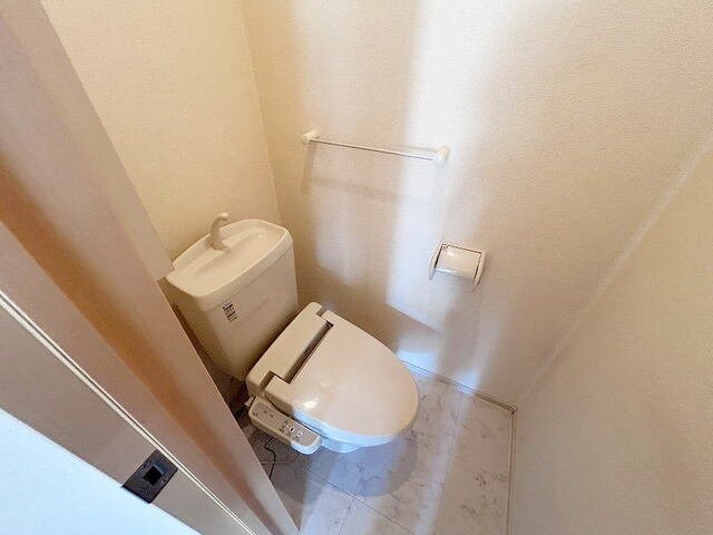 ハイフィールドのトイレ写真
