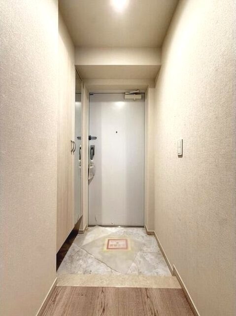 バルコニー　浴室乾燥機完備