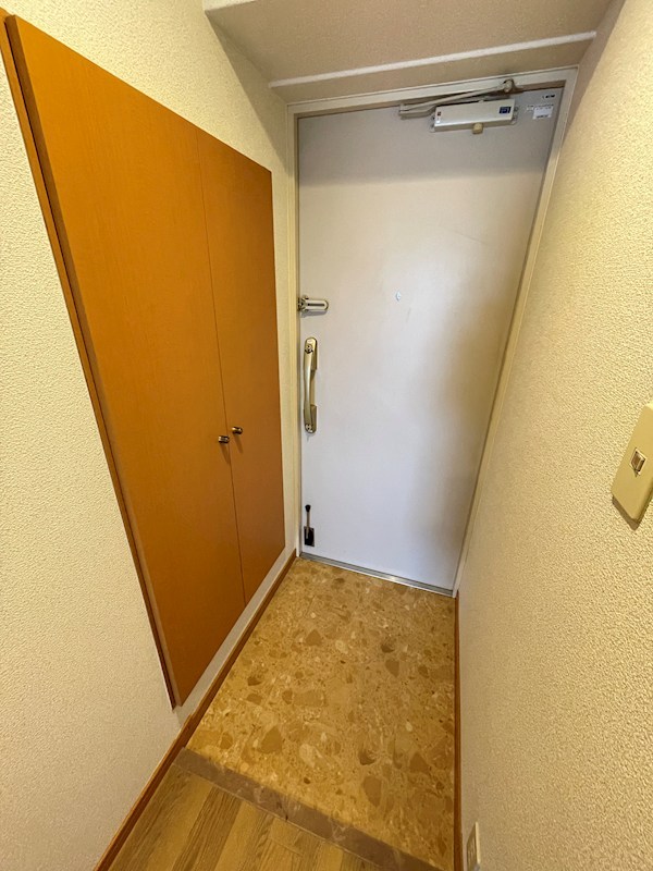 玄関　参考写真