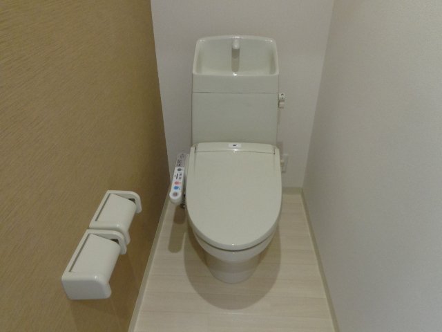 トイレ　シャワー付トイレ