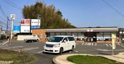 コンビニ　セブンイレブン 博多立花寺店（コンビニ）まで1070m