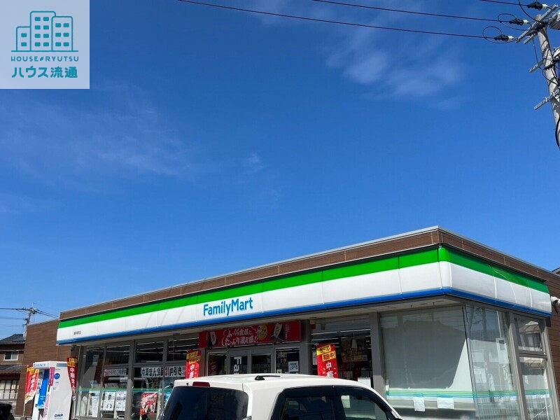 コンビニ　ファミリーマート諫早幸町店（コンビニ）まで122m